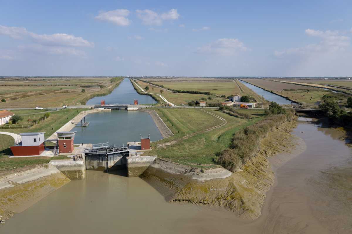Ouvrage-hydraulique-ecluse-du-brault-1-octobre-2014-shootvideo-3
